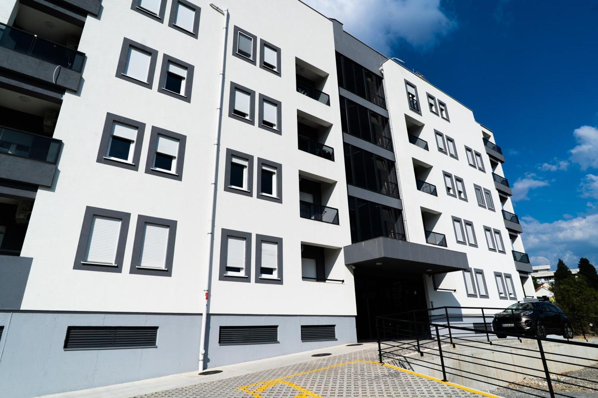 The Riverscape Podgorica Luaran gambar